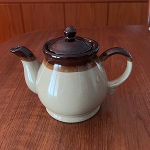 Small Brown & Tan Vintage Crock Teapot. Good condition no chips or cracks